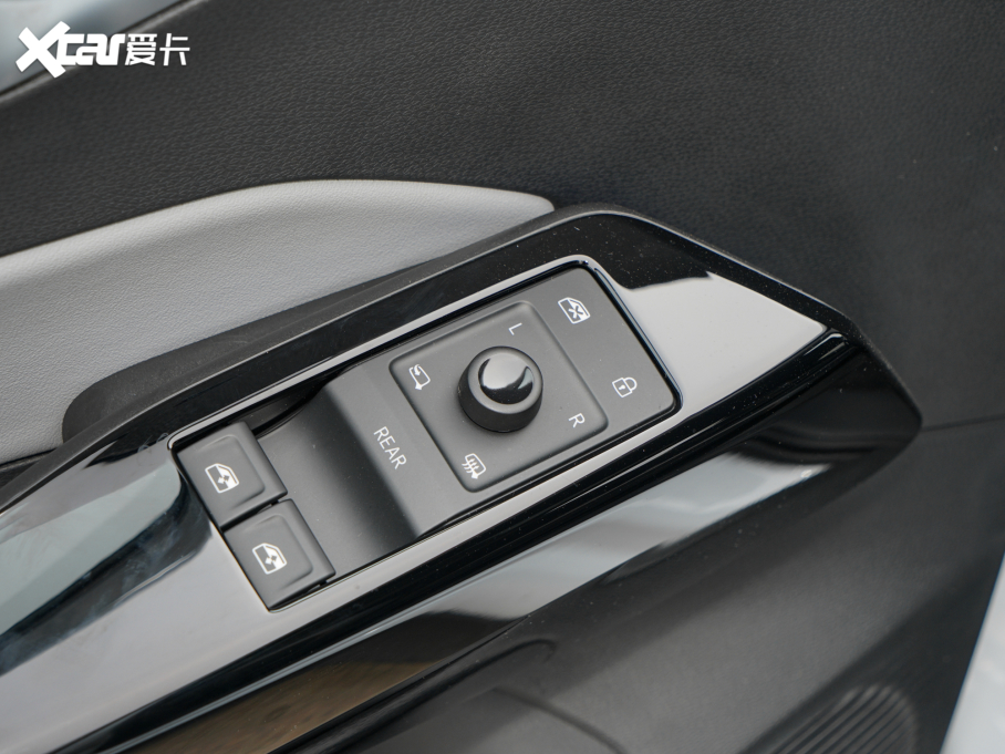 2022���ID.3 Pro �O�ǰ�