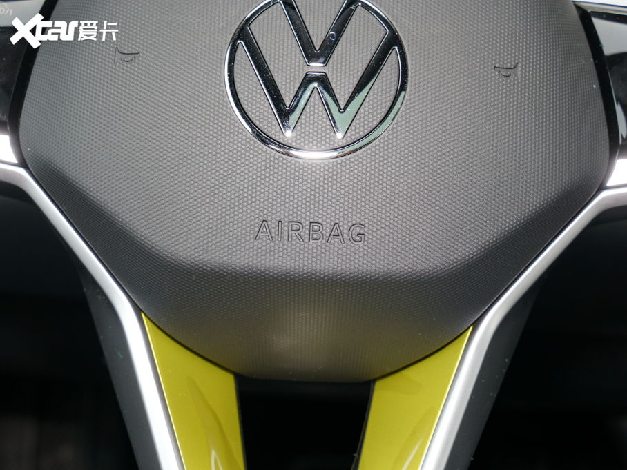 2022���ID.3 Pro �O�ǰ�