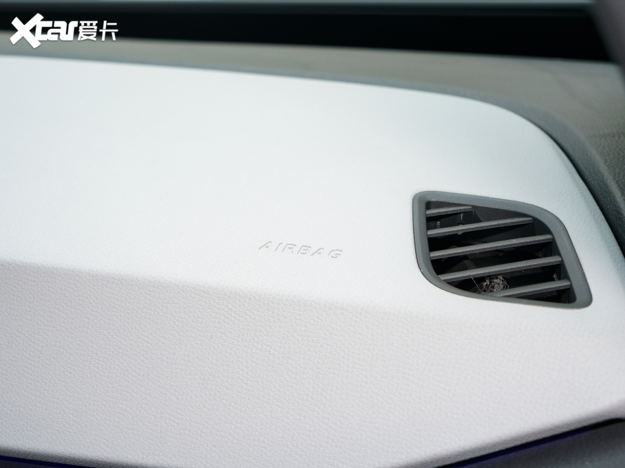 2022���ID.3 Pro �O�ǰ�