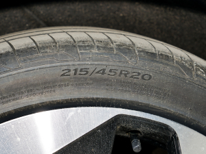 2022��Pro �O�ǰ� ݆̥�ߴ�