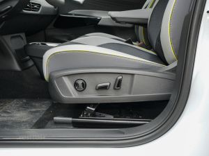 2022��Pro �O�ǰ� ���{������{��