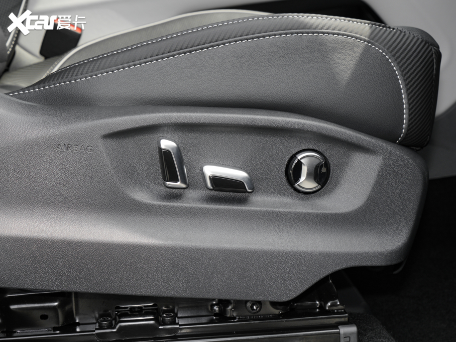 2022;X 530 V6 (q)Ş