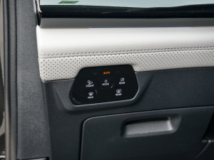 2022530 V6 (q)Ş п؅^(q)