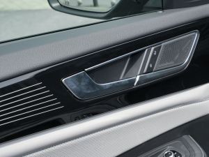 2022530 V6 (q)Ş п؅^(q)