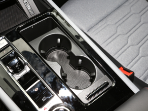 2022380TSI (q)A ǰű