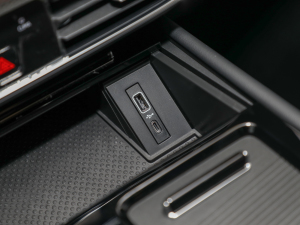 2022380TSI Oҹ޶ п؅^