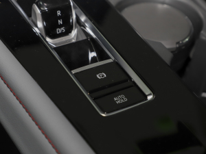 2022款330TSI 两驱豪华版 驻车制动器