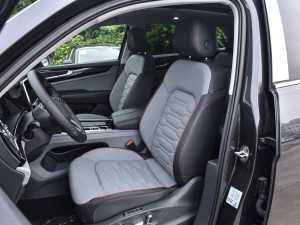 2022款330TSI 两驱尊崇豪华版 主驾驶座椅