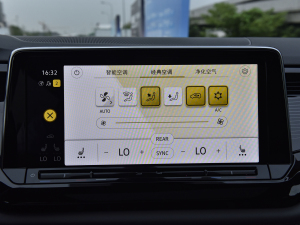 2022330TSI (q)A {(dio){(dio)(ji)