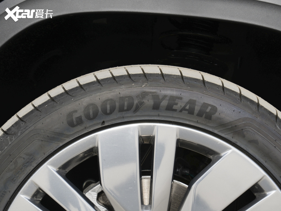 2022��;�� 380TSI ���(q��)�����Ş��