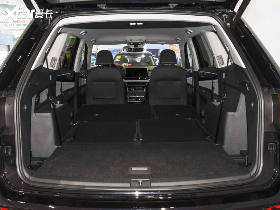 2022��;�� 330TSI ���(q��)���A��