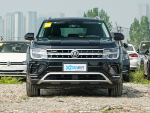 2022款530 V6 四驱尊崇豪华版 正前
