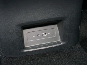 2022530 V6 (q)A п؅^(q)