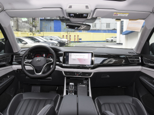 2022款380TSI 四驱尊崇豪华版 内饰全景