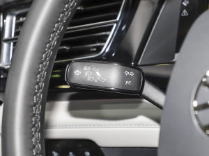 2022530 V6 (q)Ş п؅^(q)