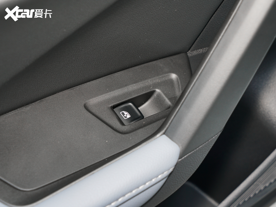 2023������ 1.5L �Ԅ�����f��