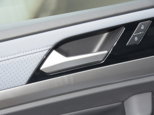 2023280TSI DSGݰ п؅^