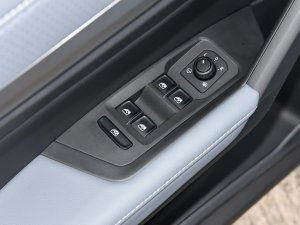 2023300TSI DSGMݰ п؅^