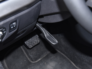 2023300TSI DSGǿݰ п؅^