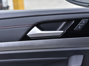 2023300TSI DSGǿݰ п؅^