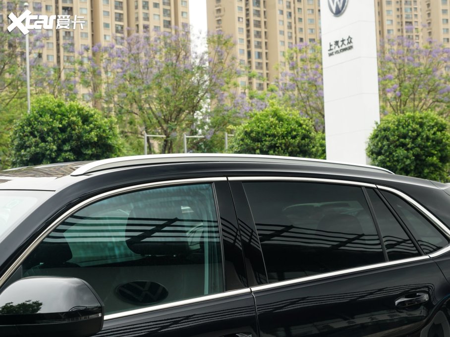 2023;X Ŀ 330TSI (q)A