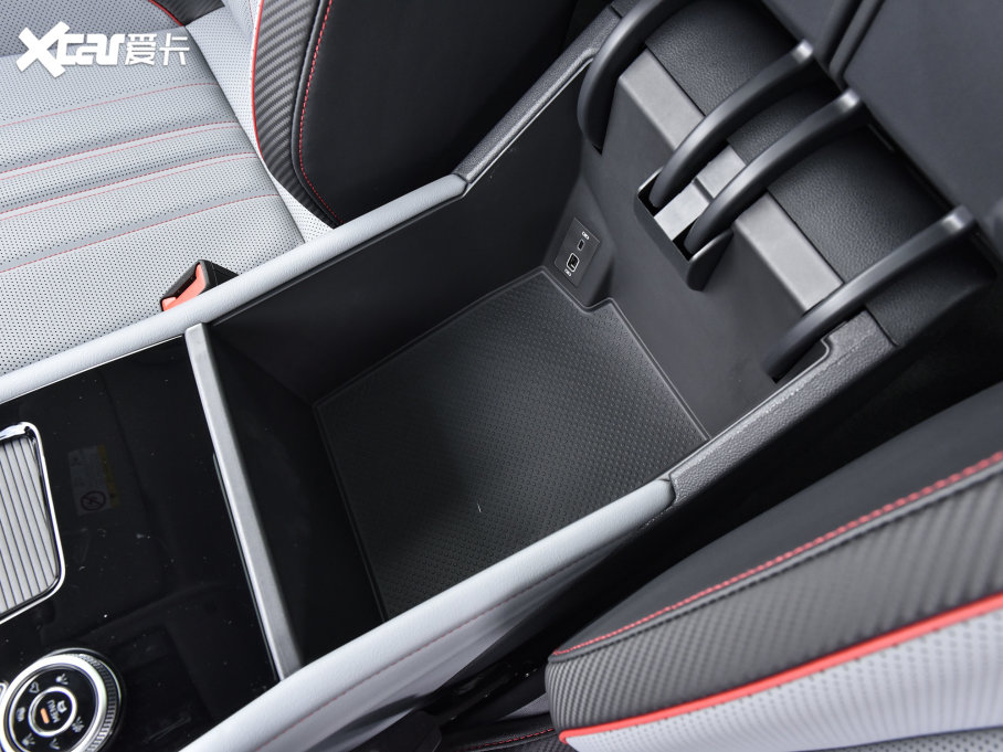 2023;X Ŀ 380TSI (q)A