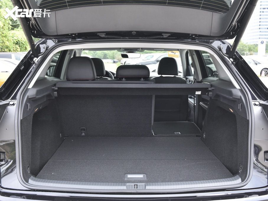 2023;X Ŀ 380TSI (q)A