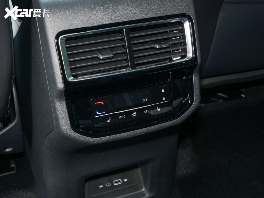 2023;X Ŀ 380TSI (q)A