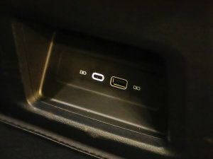 2023款380TSI 四驱青云限定版 中控区