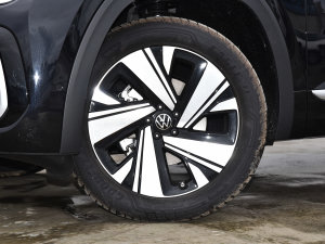 2023款380TSI 四驱尊崇豪华版 轮圈