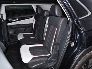 2023款380TSI 四驱尊崇豪华版 后排座椅
