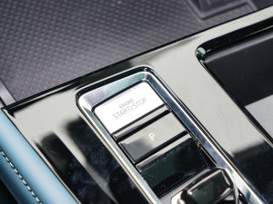 2023530 V6 (q)޶ п؅^(q)