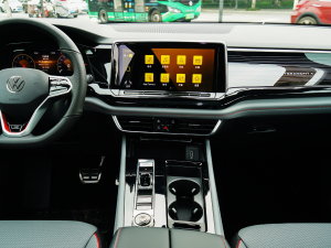 2023款380TSI 四驱尊享豪华版 中控台