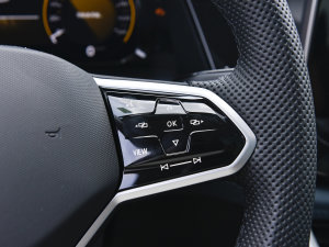 2023Ŀ 380TSI (q)޶ п؅^(q)