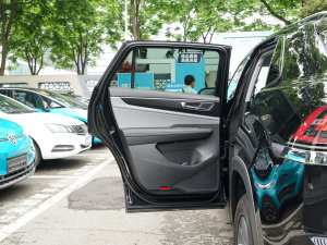 2023款改款 330TSI 两驱豪华版 左后车门