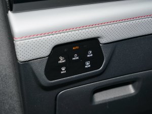 2023Ŀ 330TSI (q)A п؅^(q)