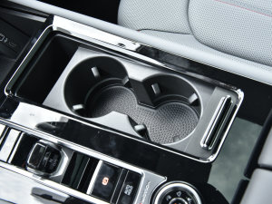 2023款改款 380TSI 四驱尊崇豪华版 前排杯架