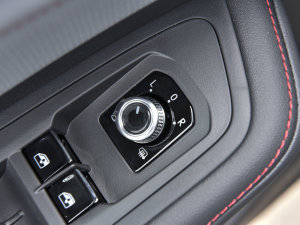 2023Ŀ 380TSI A п؅^