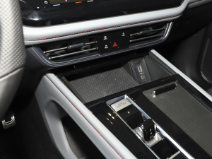 2023Ŀ 380TSI (q)A g