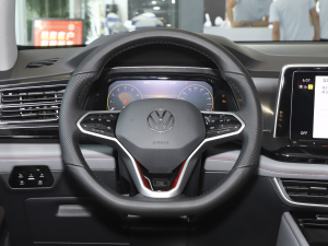 2023款改款 380TSI 四驱豪华版 方向盘