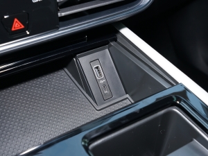 2023Ŀ 380TSI A п؅^