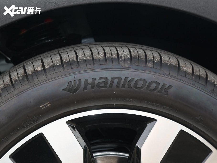 2023;^L 330TSI ԄӃR-LineԽ