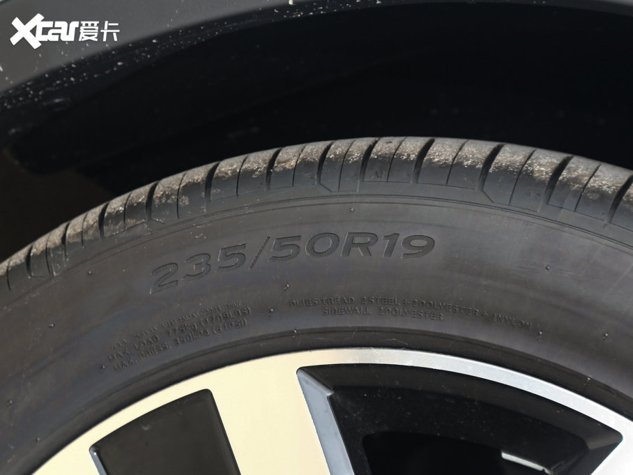 2023;^L 330TSI ԄӃR-LineԽ