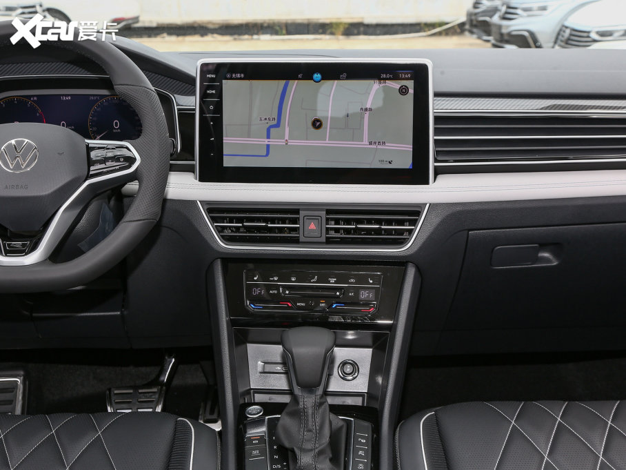 2023;^L 330TSI ԄӃ(q)R-LineԽ