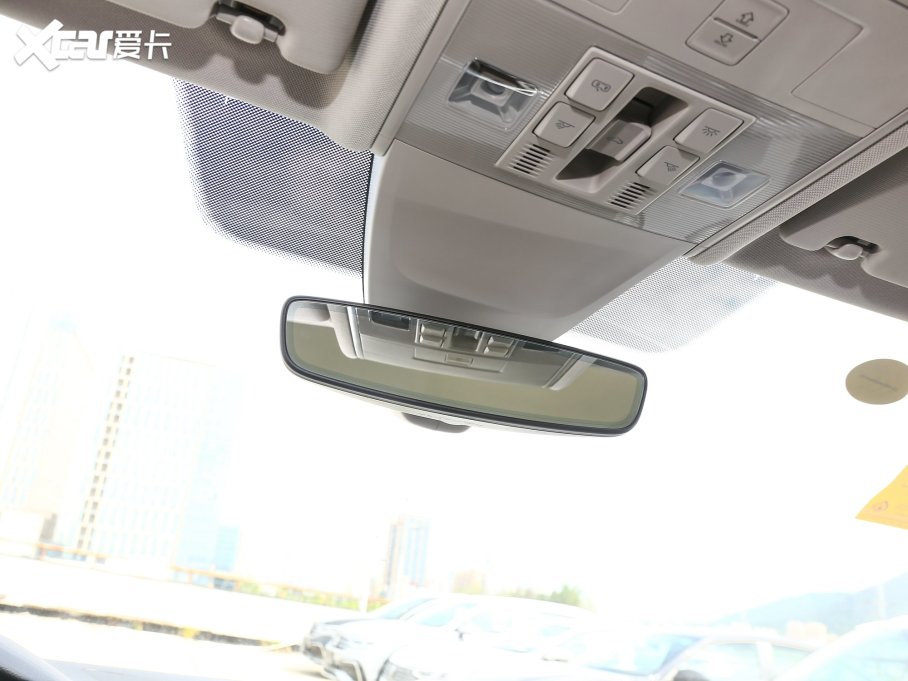 2023;^L 330TSI ԄӃ(q)R-LineԽ