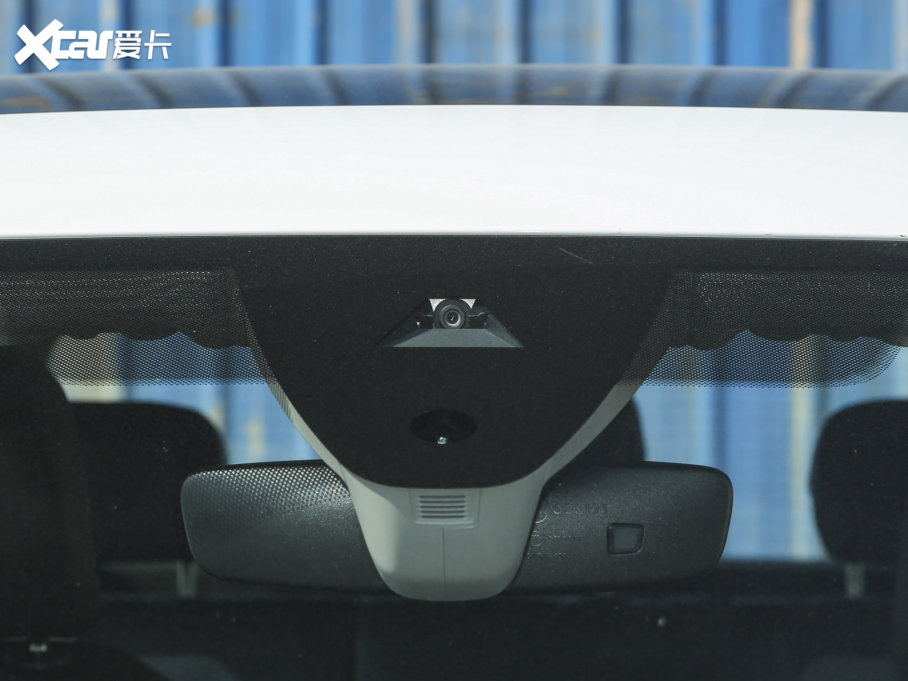 2023;^L 330TSI ԄӃR-LineŞ