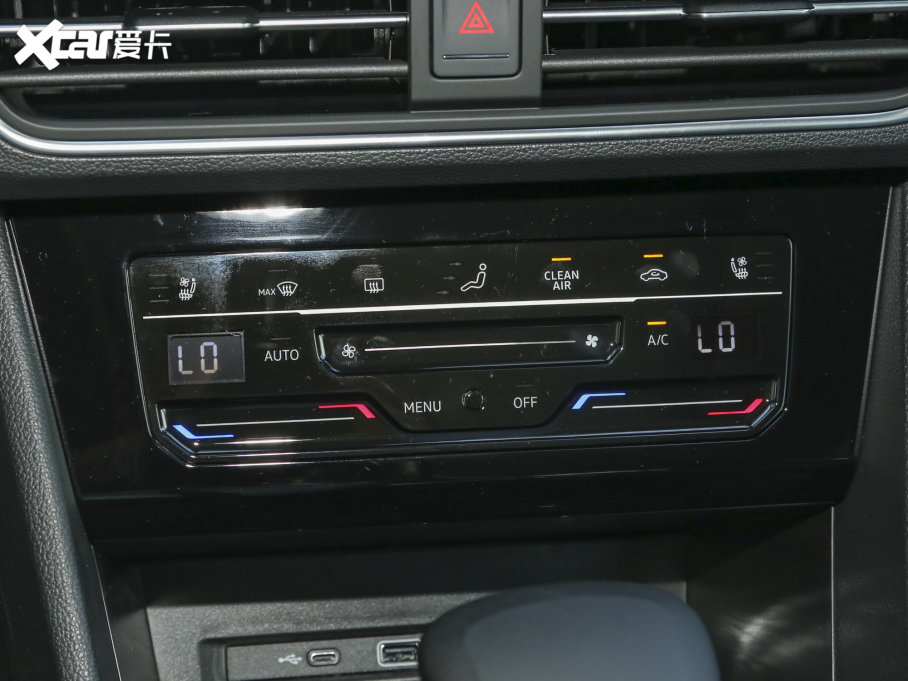 2023;^L 330TSI ԄӃR-LineŞ