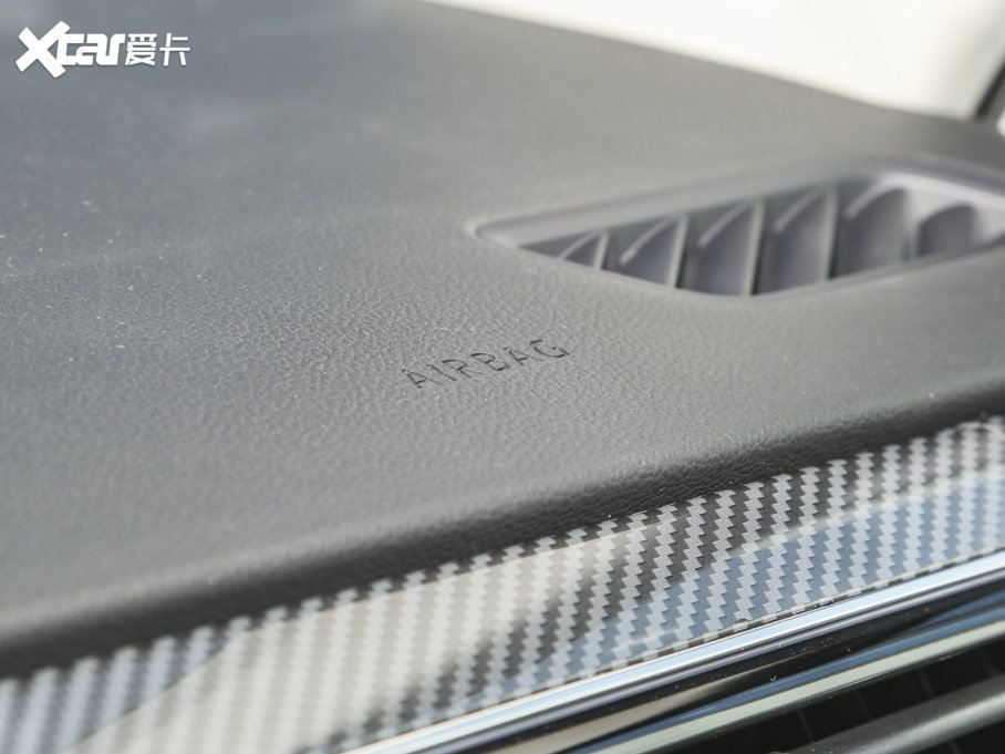 2023;^L 330TSI Ԅ(dng)(q)R-LineŞ