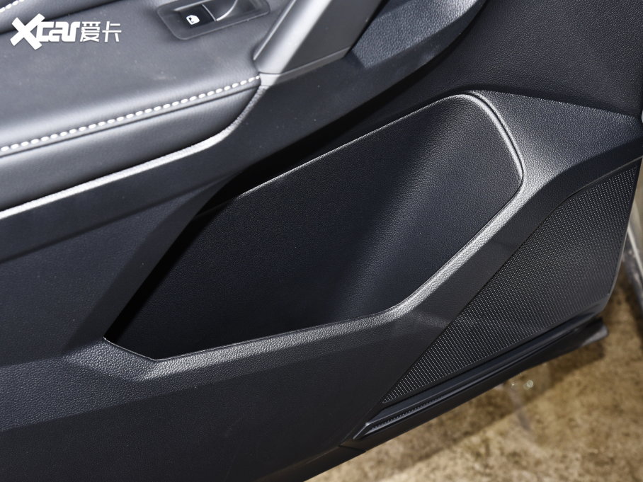 2023��;�^L 380TSI �Ԅ����R-LineԽ���� 7��