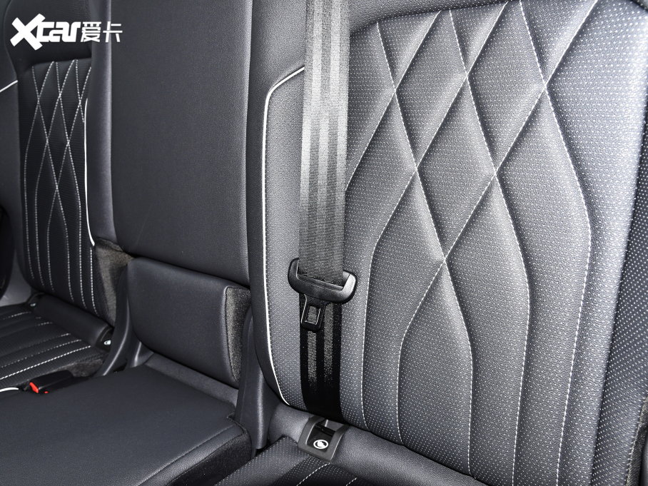 2023;^L 380TSI ԄR-LineԽ 7